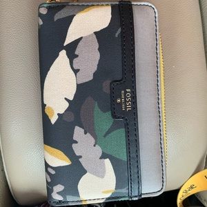 Fossil Wallet